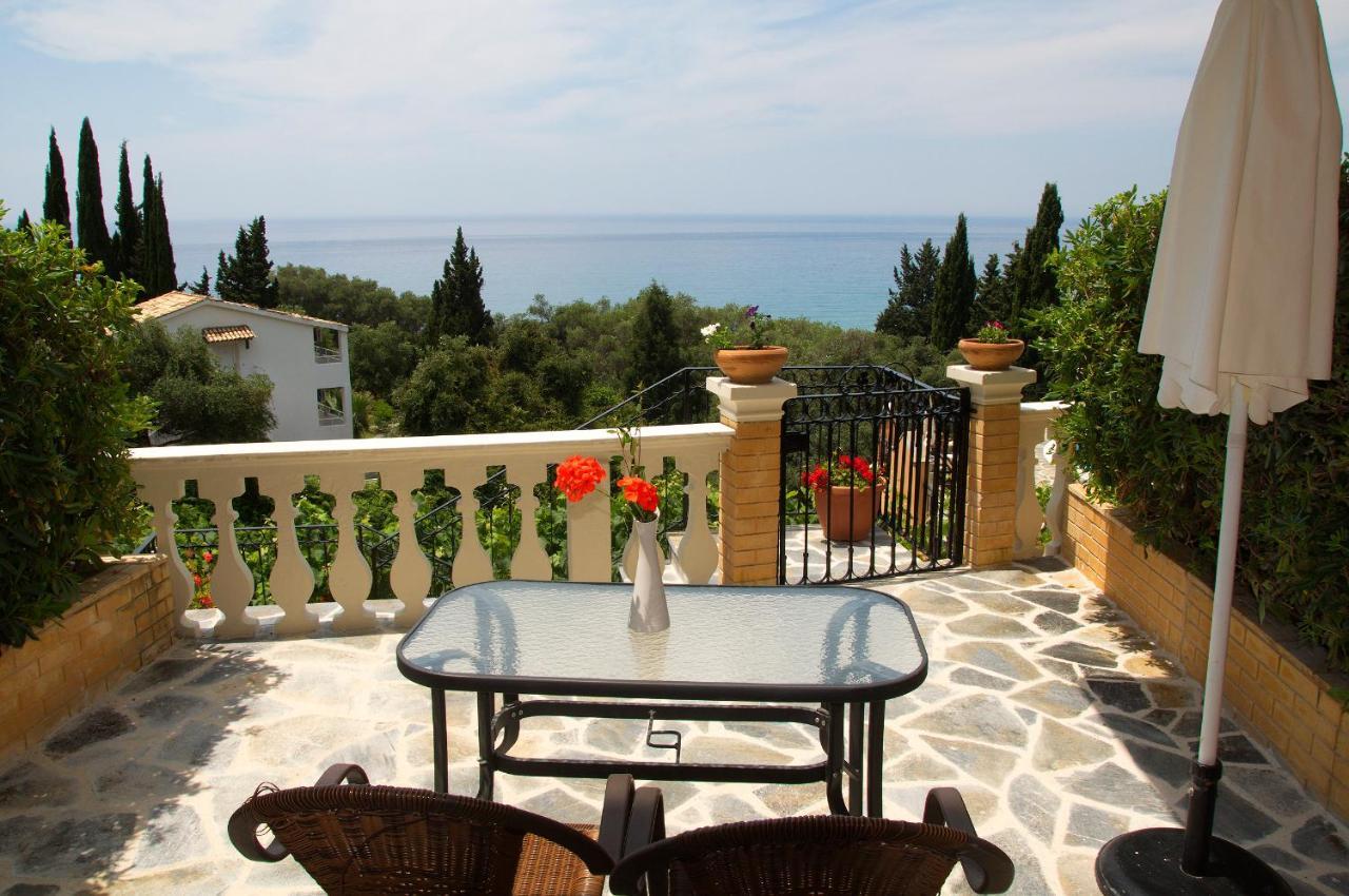 Dina'S Paradise Agios Gordios  Dış mekan fotoğraf